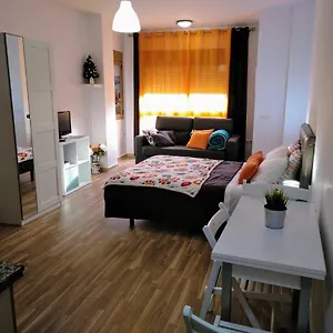 https://apartamento-domingo-lozano.es-andalucia.com